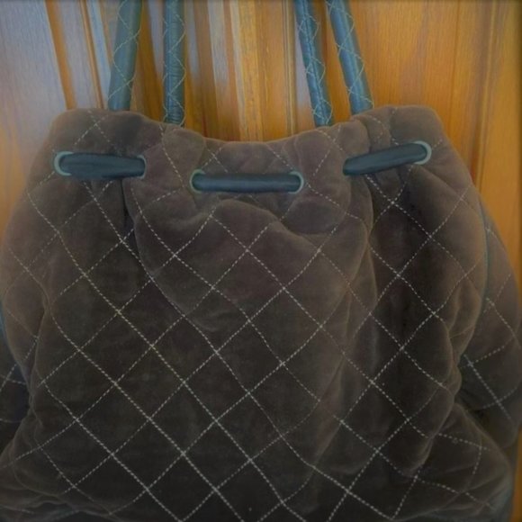 SOLD on Ebay Vintage Day Dreamer Y2K Diamond Quilted Velvet W/ Leather Trims - Picture 2 of 9